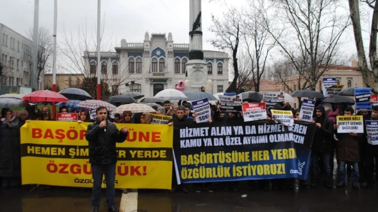 Foto - Yahudi kipası serbest başörtüsü yasak! Azerbaycan'da neler oluyor?