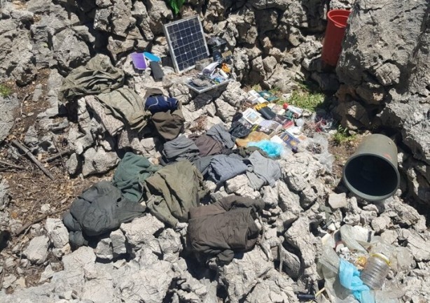 Foto - Yakalanan terörist gösterdi! 2 sığınak tespit edildi