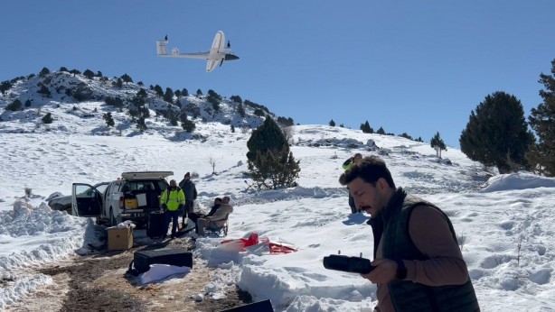 Foto - Yakın markaj! İHA’lar adım adım takipte
