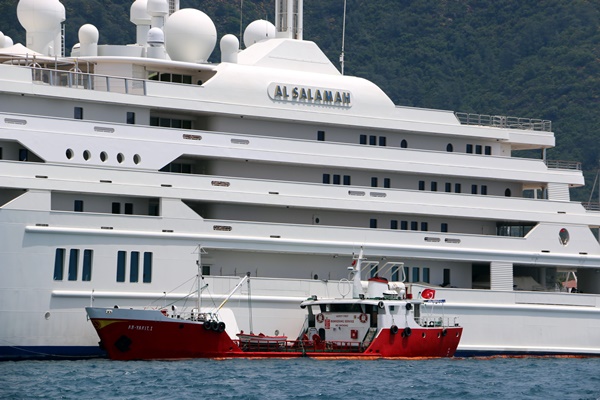 Foto - Yakıt deposu 1 milyon 200 bin liraya doldu