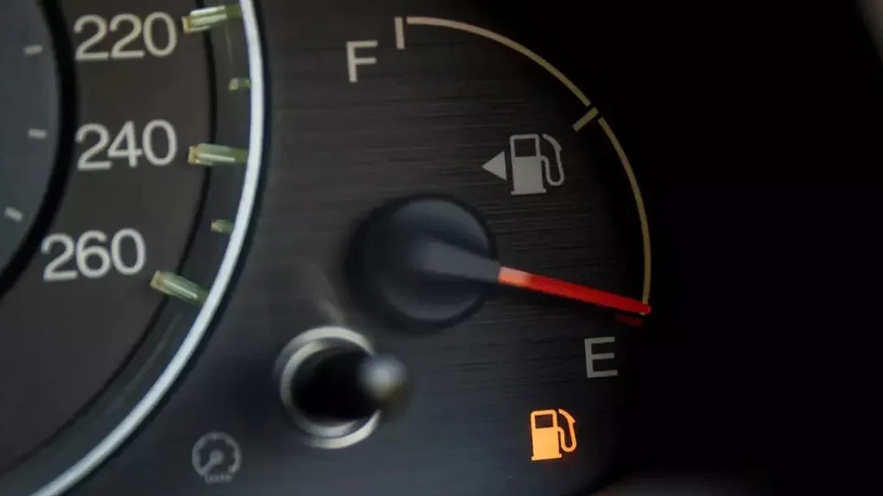 Foto - Yakıtı sıfırlamak tasarruf değil: Işığı beklemek pahalıya patlayabilir