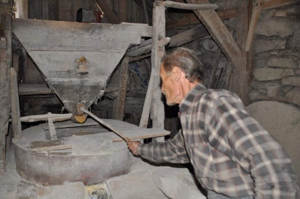 Foto - Yaklaşık 100 yıllık tarihi değirmen! Yıllara direniyor