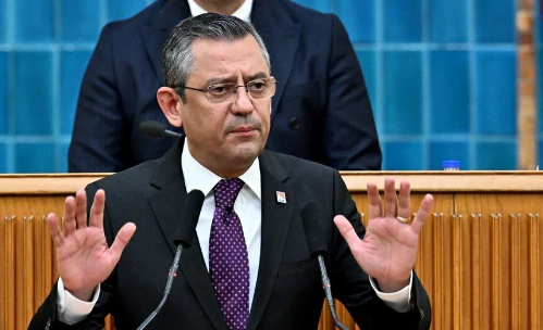 Yalancı Özgür Özel Kılıçdaroğlu’nu aratmıyor