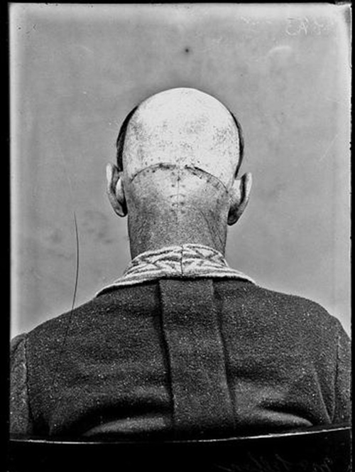 Foto - Üniversite bodrumunda kan donduran fotoğraflar...