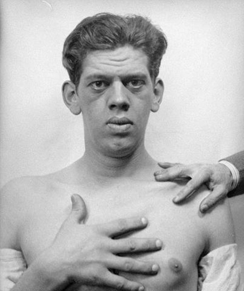 Foto - Üniversite bodrumunda kan donduran fotoğraflar...