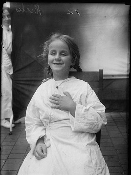 Foto - Üniversite bodrumunda kan donduran fotoğraflar...