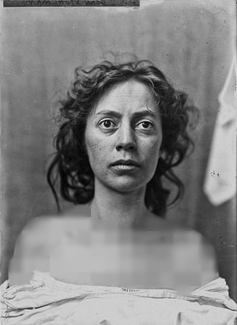 Foto - Üniversite bodrumunda kan donduran fotoğraflar...