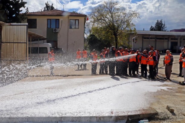 Foto - Yalılarda viski yudumlayıp onları hedef alanlar görsün! İmamlardan laikçilere ibretlik ders
