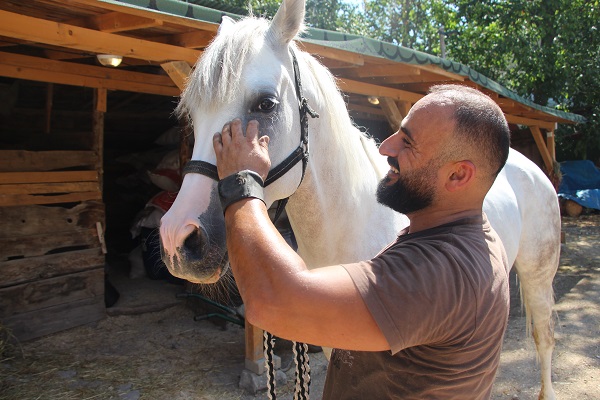 Foto - Yalnızca boş vakitlerinde bu işi yapıyor! Aylık kazancı 60 bini buluyor