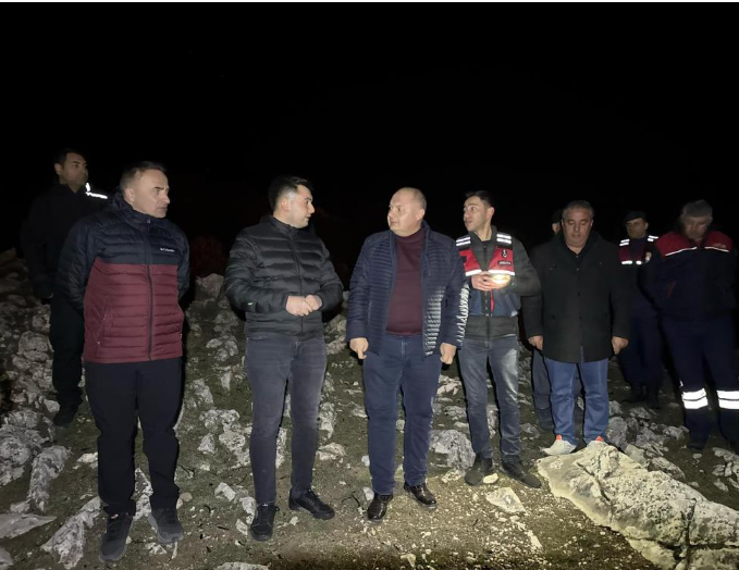 Foto - Yamadı Gölü yanıyor