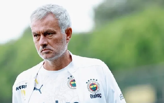 Foto - Yana yakıla Ocak’ta golcü arıyor! Fenerbahçe’ye 65 milyonluk golcü! Mou talimatı verdi yine…