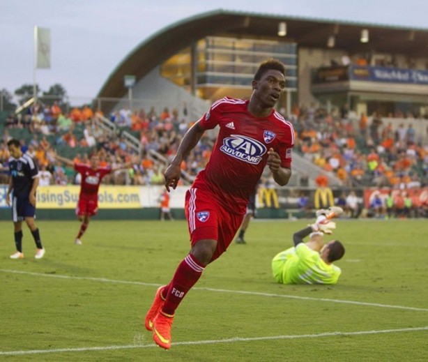 Foto - Yanal'ın herkesten sakladığı golcü!