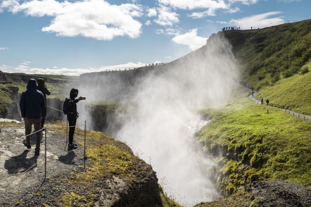 Foto - Yanardağ ve şelalelerin ülkesi! Nefes kesen güzellikler