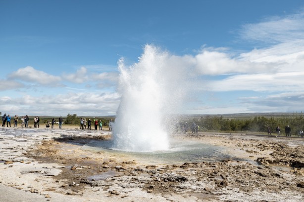 Foto - Yanardağ ve şelalelerin ülkesi! Nefes kesen güzellikler