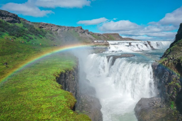 Yanardağ ve şelalelerin ülkesi! Nefes kesen güzellikler