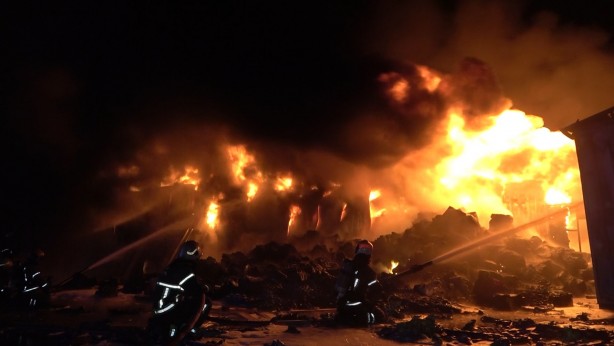 Foto - Yangın faciası gün ağarınca ortaya çıktı