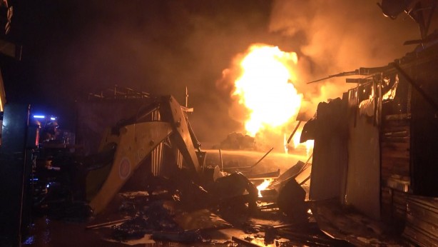 Foto - Yangın faciası gün ağarınca ortaya çıktı