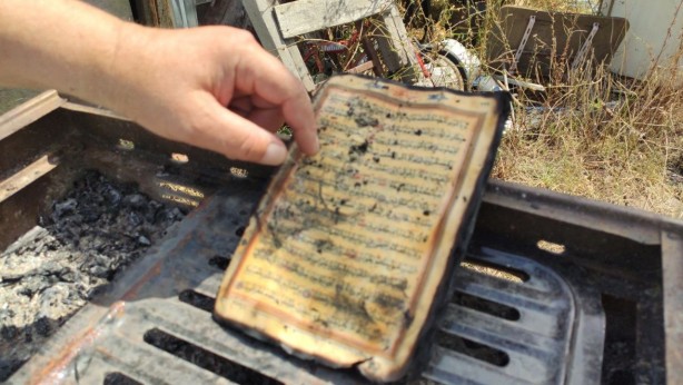 Yangın geriye sadece o kaldı! Yüce Allah’ın muci̇zesi̇ i̇şte budur