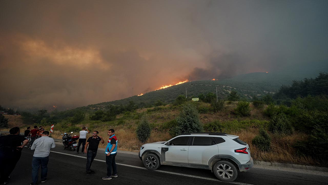 Foto - Yangın kabusu büyüyor! Alevler köylere kadar ulaştı
