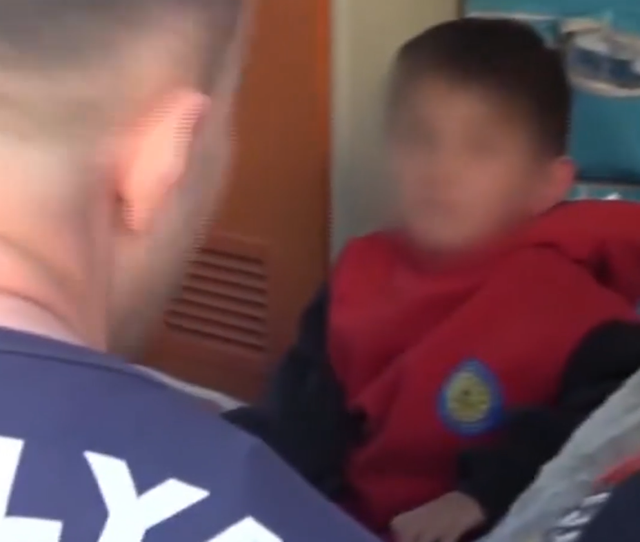 Yangından kurtulan çocuk! Öyle bir şey söyledi ki Türkiye’nin yüreğini burktu ‘Annemin parası yok götürmeyin’