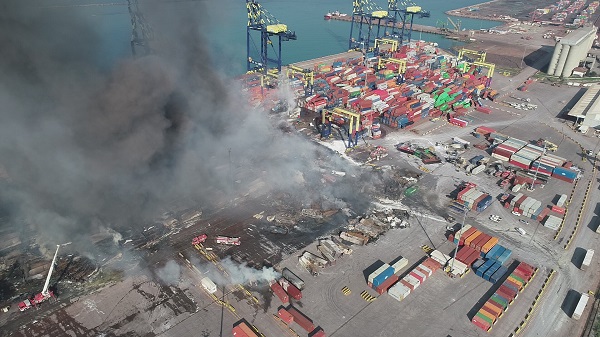 Foto - Yangının 3.günü! İskenderun Limanı havadan görüntülendi