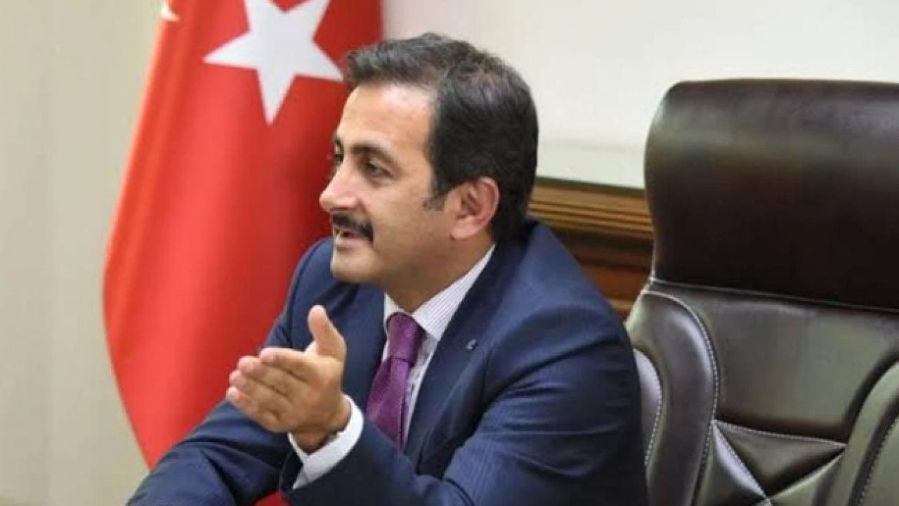 Foto - Yanlış yapanın gözünün yaşına bakılmıyor: Foncu eski Bakan yardımcısına tutuklama
