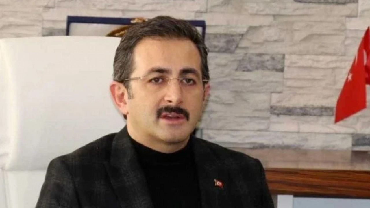 Foto - Yanlış yapanın gözünün yaşına bakılmıyor: Foncu eski Bakan yardımcısına tutuklama