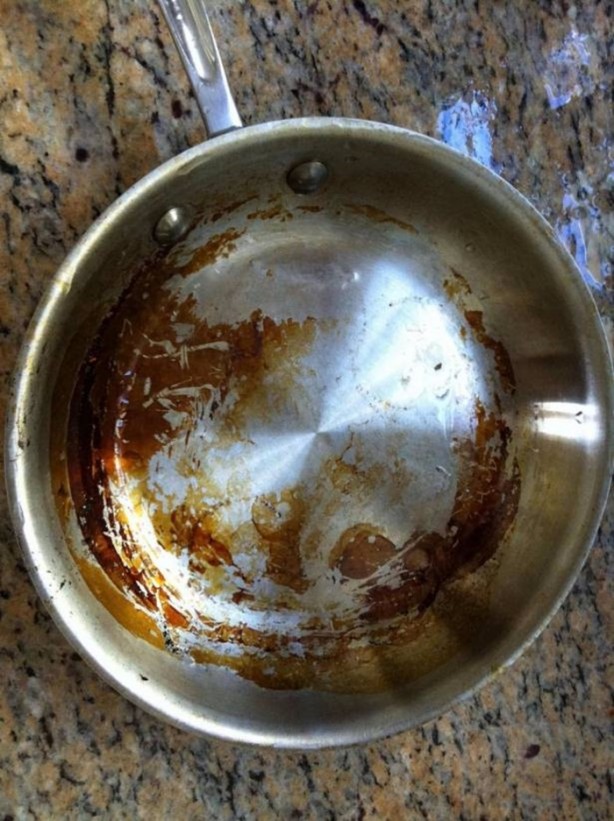 Foto - Yanmış yağları çıkarmanın kolay formülü