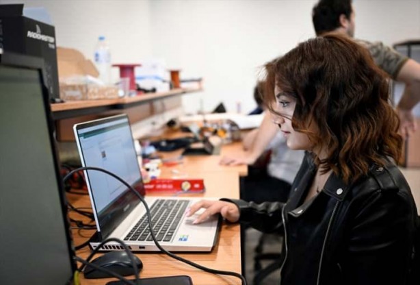 Foto - Yapanlara helal olsun! Görme engelliler için müthiş icat