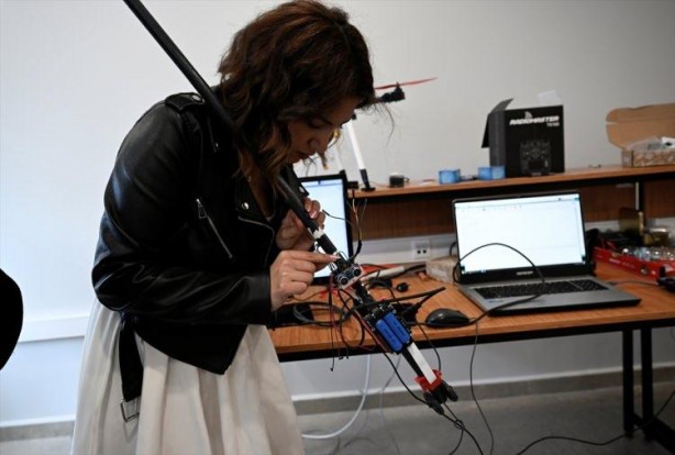 Foto - Yapanlara helal olsun! Görme engelliler için müthiş icat