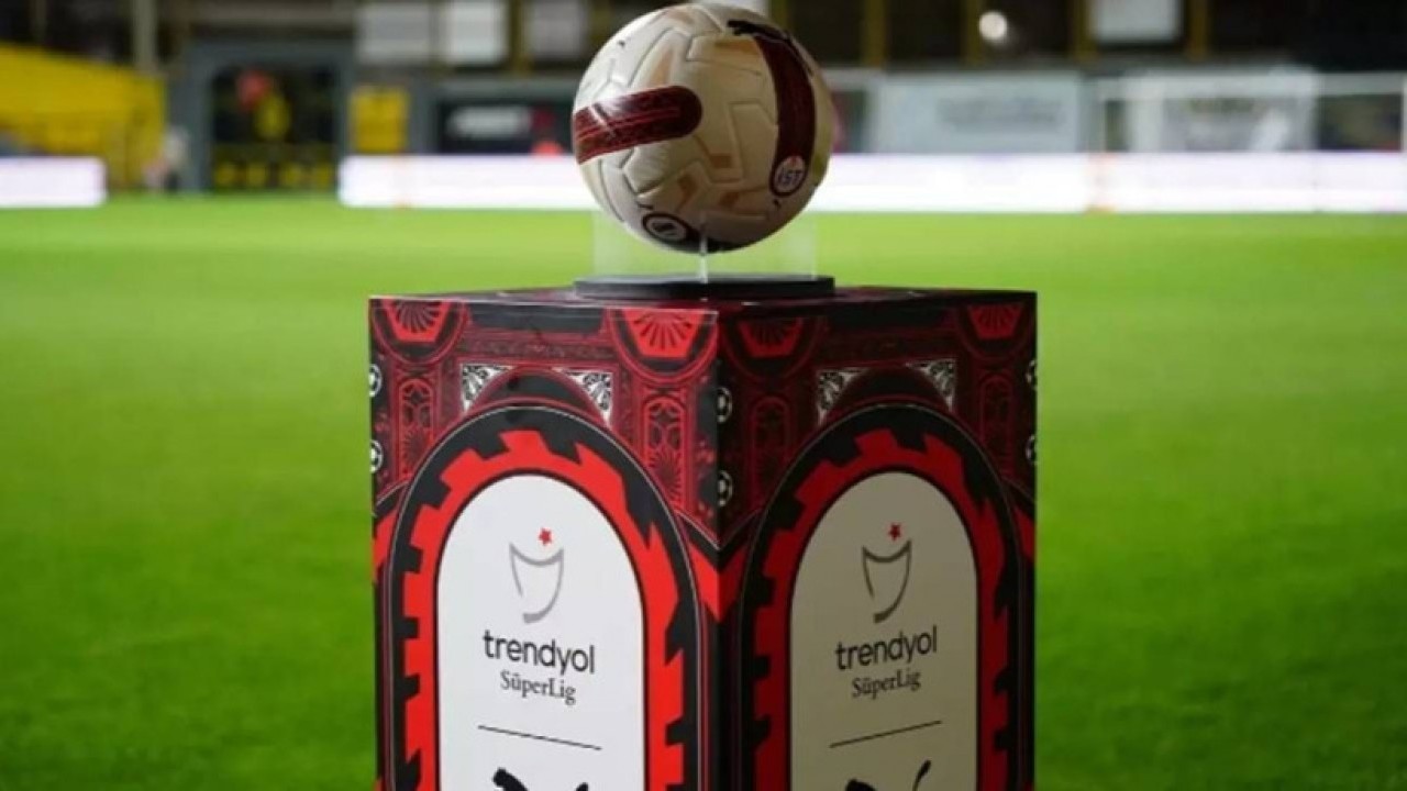 Yapay zeka Süper Lig’in yeni sezon gol kralını açıkladı! İşte en çok gol atacak futbolcu...