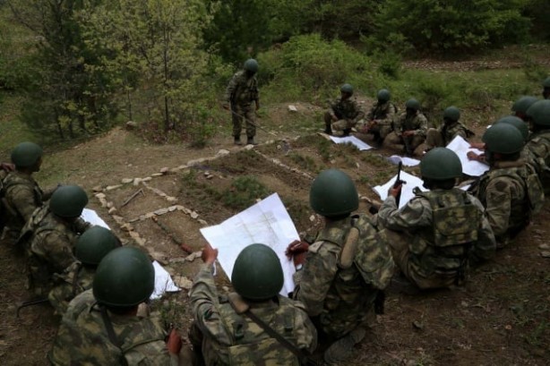 Foto - Yapay zeka 'Türkiye-İsrail savaşı çıkarsa ne olur?' sorusuna cevap verdi! Öyle şeyler söyledi ki tam anlamıyla olay...