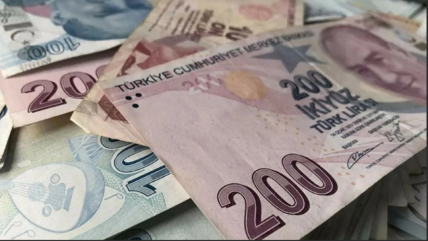 Foto - Yapay zeka yeni asgari ücreti duyurdu! Yanlış duymadınız, yapay zeka açık açık rakam verdi