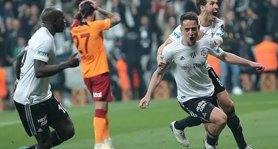 Foto - Yapay zekadan "Bjk-GS" sürprizi! İşte bunu hiç kimse beklemiyordu: Derbinin tahmininde bulundu...