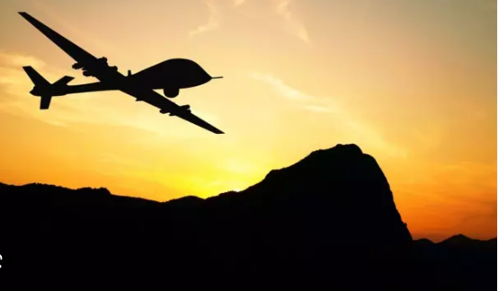 Foto - Yapay zekanın yönettiği İHA ile gerçek pilotun kontrolündeki İHA savaştırıldı! Kazanan herkesi şok etti