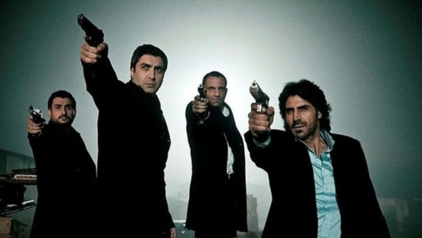 Foto - Yapım şirketi Pana Film'den Kurtlar Vadisi Kaos açıklaması! Vadi hayranları bu kez çılgına dönecek