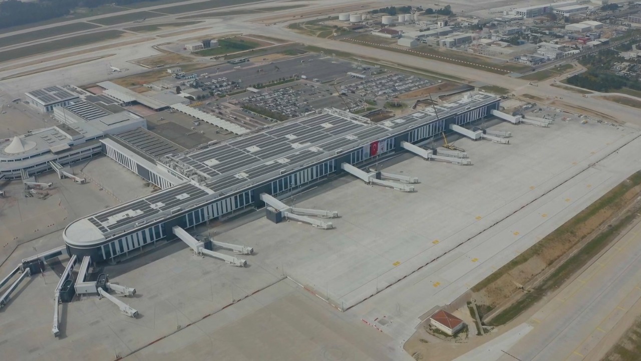 Foto - Yapımına takoz olanlar biraz utanır mı? 2 havalimanı 4 tarihi rekor