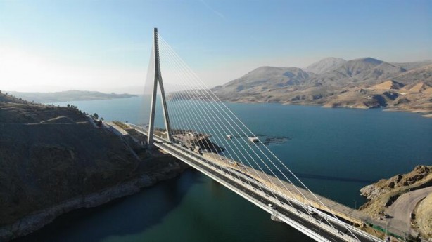 Foto - Yapımında Eyfel Kulesi kadar çelik kullanıldı! Yarın açılıyor