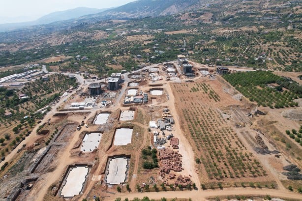 Foto - Yapımları hızla sürüyor! İşte yeni örnek deprem konutları
