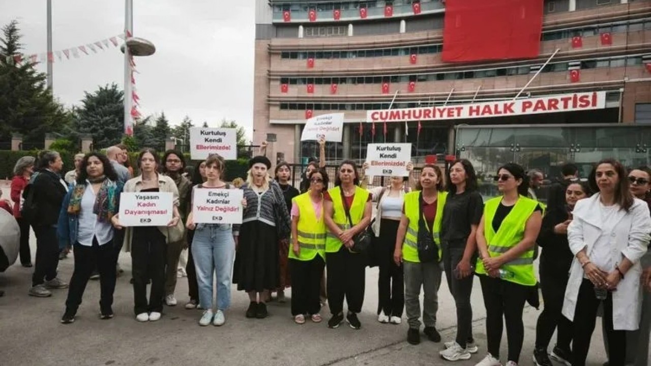 Foto - Yapmadıkları bir bu kalmıştı: İzmir'de kadınlara CHP zulmü!