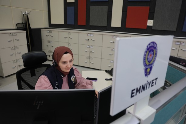 Foto - Yapmayın etmeyin bir gün sizi de yakar! 112 acil çağrı merkezine absürt sorular