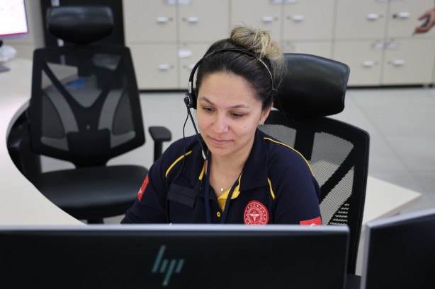 Foto - Yapmayın etmeyin bir gün sizi de yakar! 112 acil çağrı merkezine absürt sorular