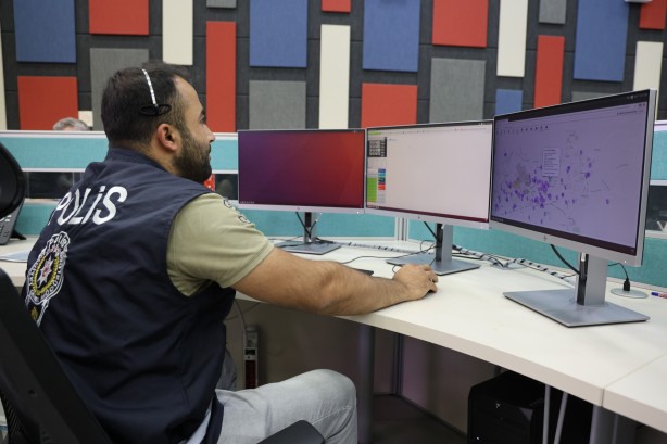 Foto - Yapmayın etmeyin bir gün sizi de yakar! 112 acil çağrı merkezine absürt sorular