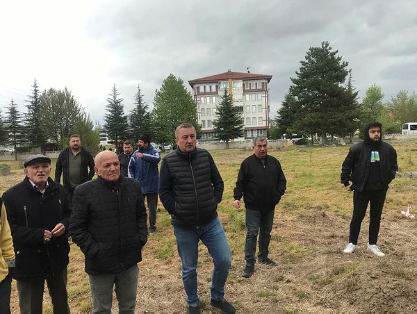 Foto - "Yapmazsam adam değilim" diyen CHP'li Tanju Özcan'a tepkiler çığ gibi! "Ölülere de saygısı yok"