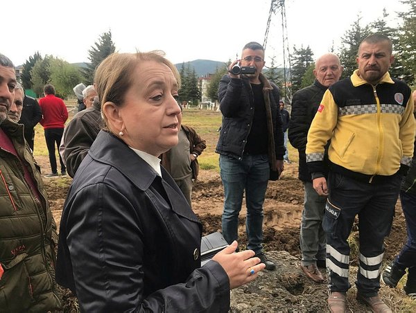 Foto - "Yapmazsam adam değilim" diyen CHP'li Tanju Özcan'a tepkiler çığ gibi! "Ölülere de saygısı yok"