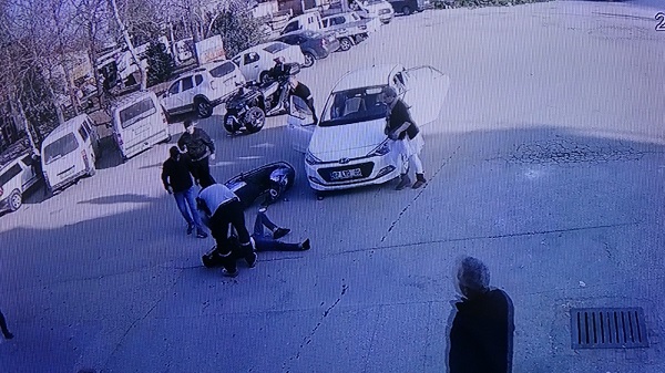 Foto - Yaralanan sürücü hayrete düşürdü