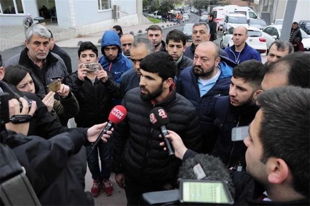 Foto - Yaralananlar hastanelere getirildi