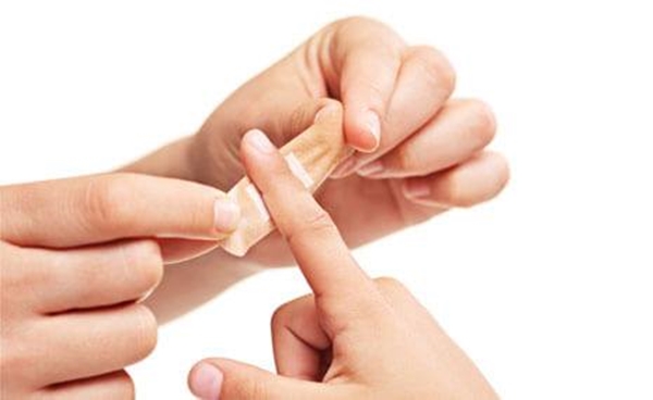 Foto - Yaraları iyileştirirken bu hataları yapmayın!