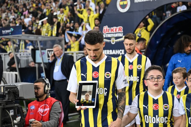 Foto - Yardım istedi artık: İsmail Kartal yeni transferin kulağını çekti: Dikkat istedi şimdilik...