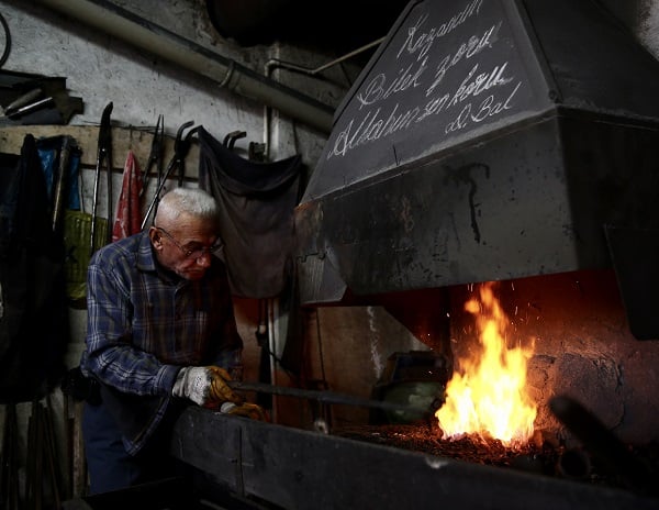 Yarım asırdır baltalar böyle şekilleniyor